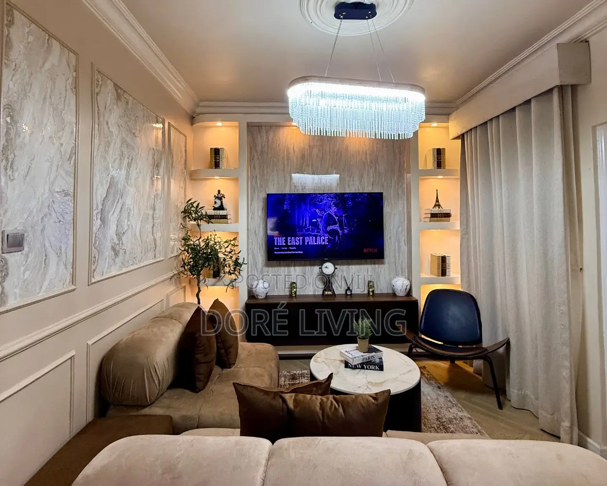 BOOK Modern 1-Bedroom Apartment (1) | Lekki Phase 1| No Caution Fees in Lekki Phase 1