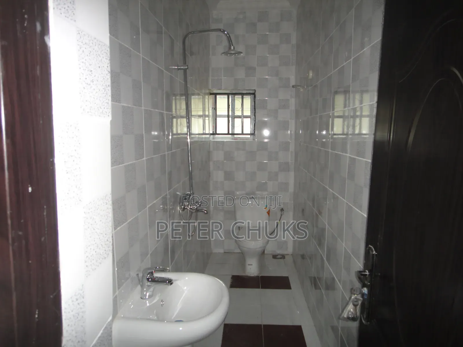 3bdrm Block of Flats in Crd City Phase2, Sabon Lugbe for sale in Sabon Lugbe