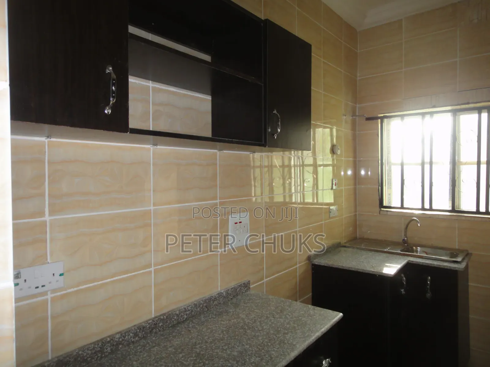 3bdrm Block of Flats in Crd City Phase2, Sabon Lugbe for sale in Sabon Lugbe