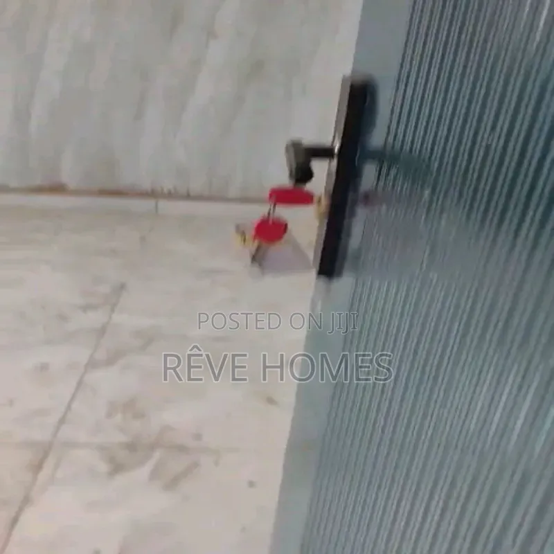 Mini Flat in Adekunle for rent in Adekunle
