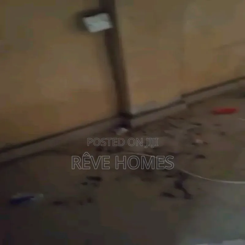 Mini Flat in Adekunle for rent in Adekunle