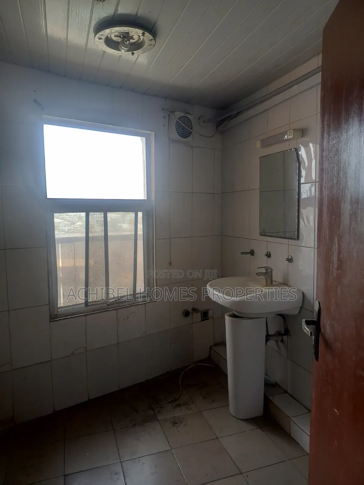 Mini Flat in 1004 for rent in 1004