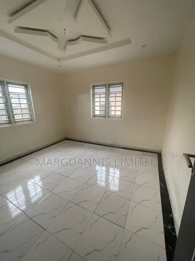 2bdrm Block of Flats in Oreta, Igbogbo for rent in Igbogbo