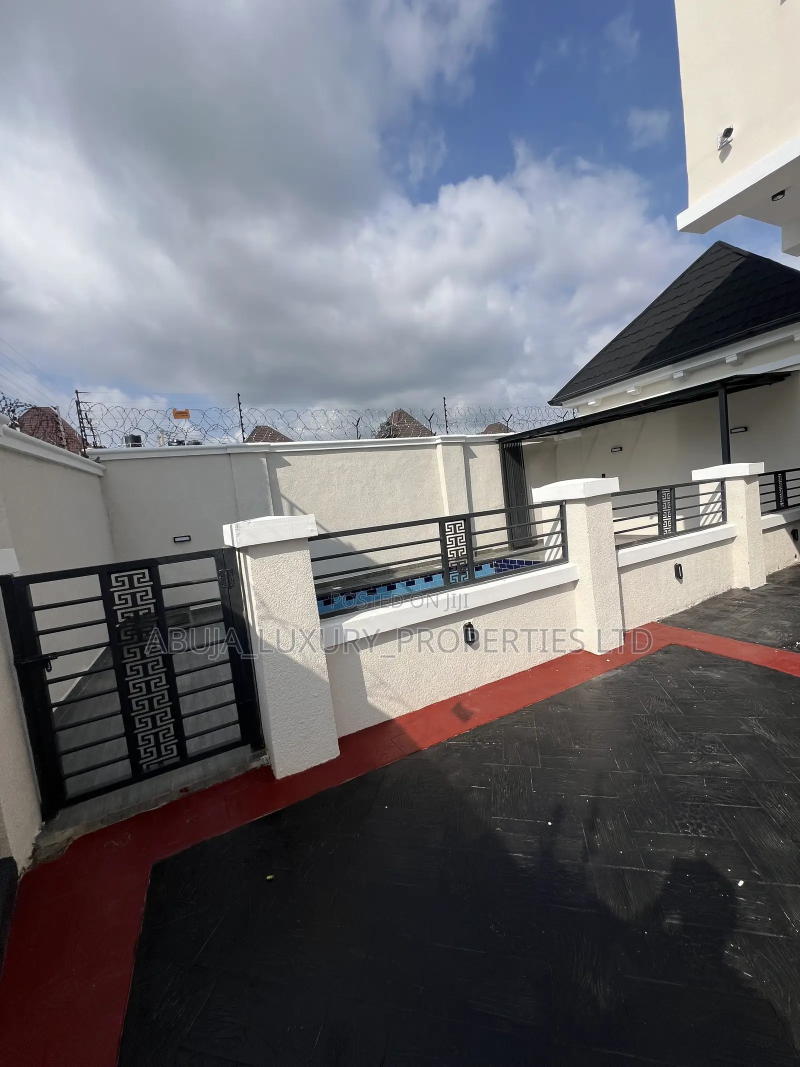 5bdrm Mansion in Green City Residents, Gwarinpa for sale in Gwarinpa