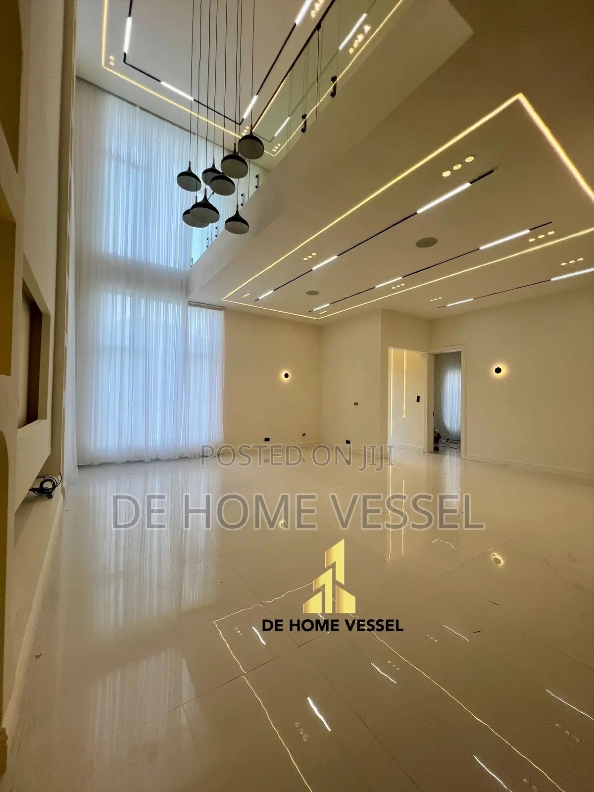 5bdrm Duplex in Osapa london for sale in Osapa london