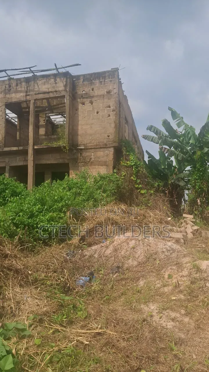 3bdrm Block of Flats in Benin City for sale in Benin City