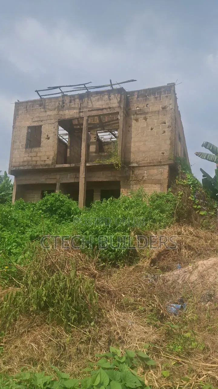 3bdrm Block of Flats in Benin City for sale in Benin City