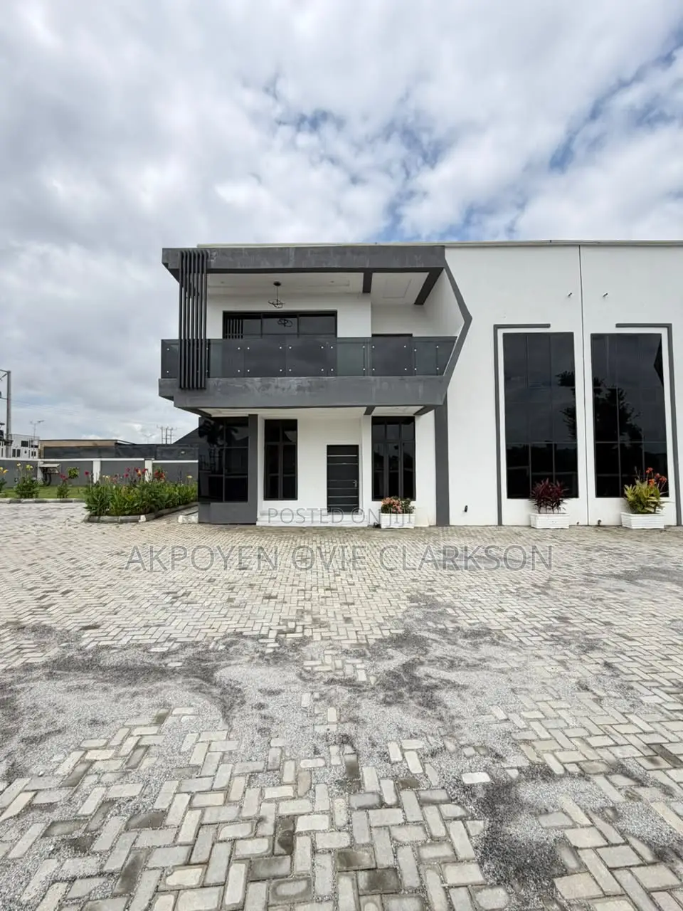 4bdrm Duplex in Idu for rent in Idu
