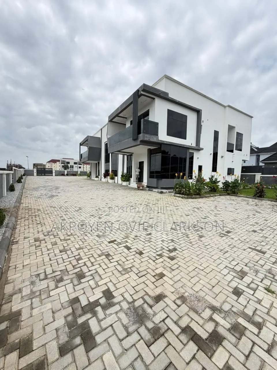 4bdrm Duplex in Idu for rent in Idu
