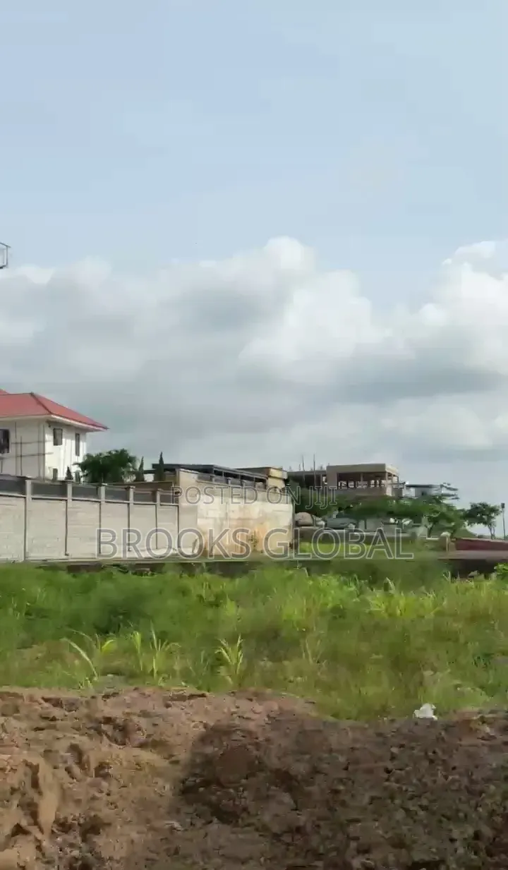 A Flat Land of 1,135.75 Feet at Maitama for Sale in Maitama