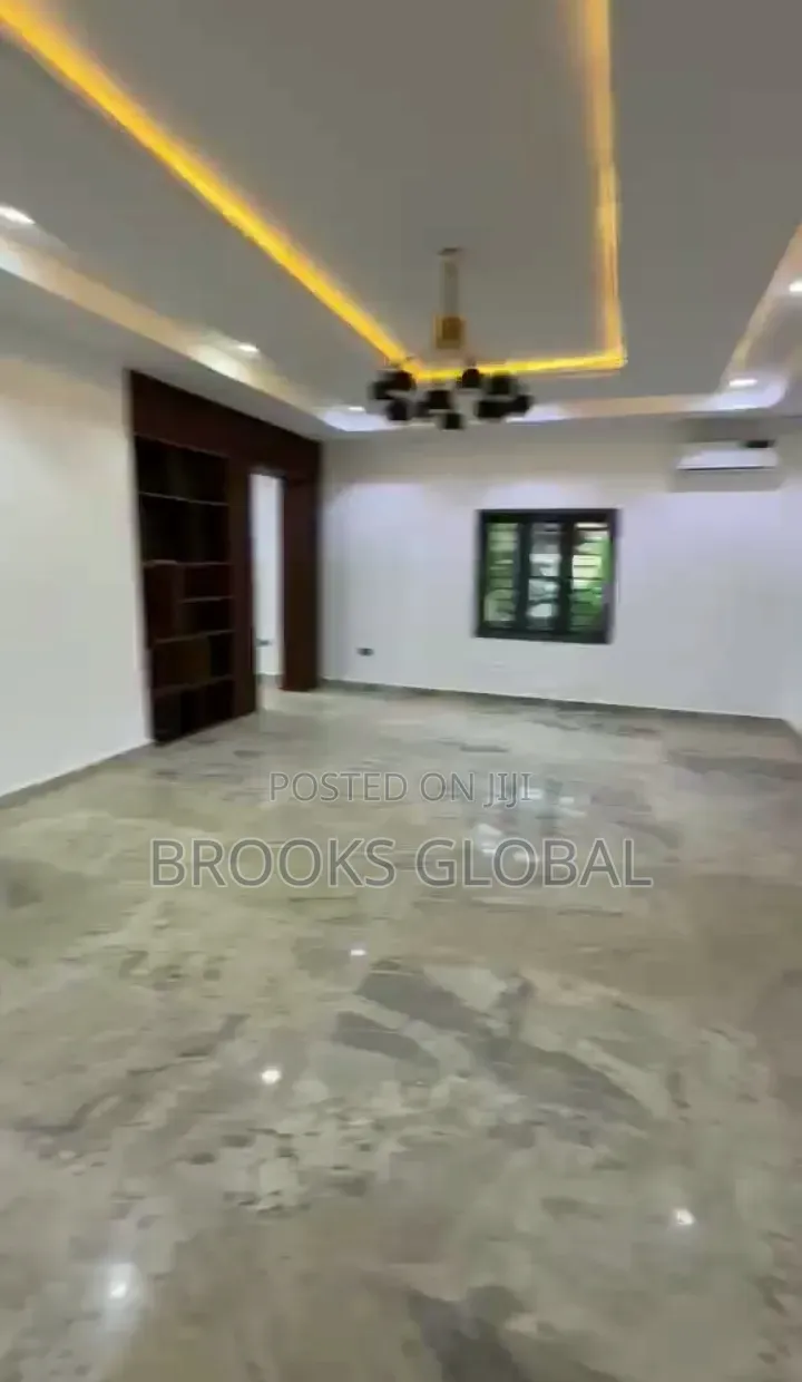4bdrm Duplex in Asokoro for sale in Asokoro