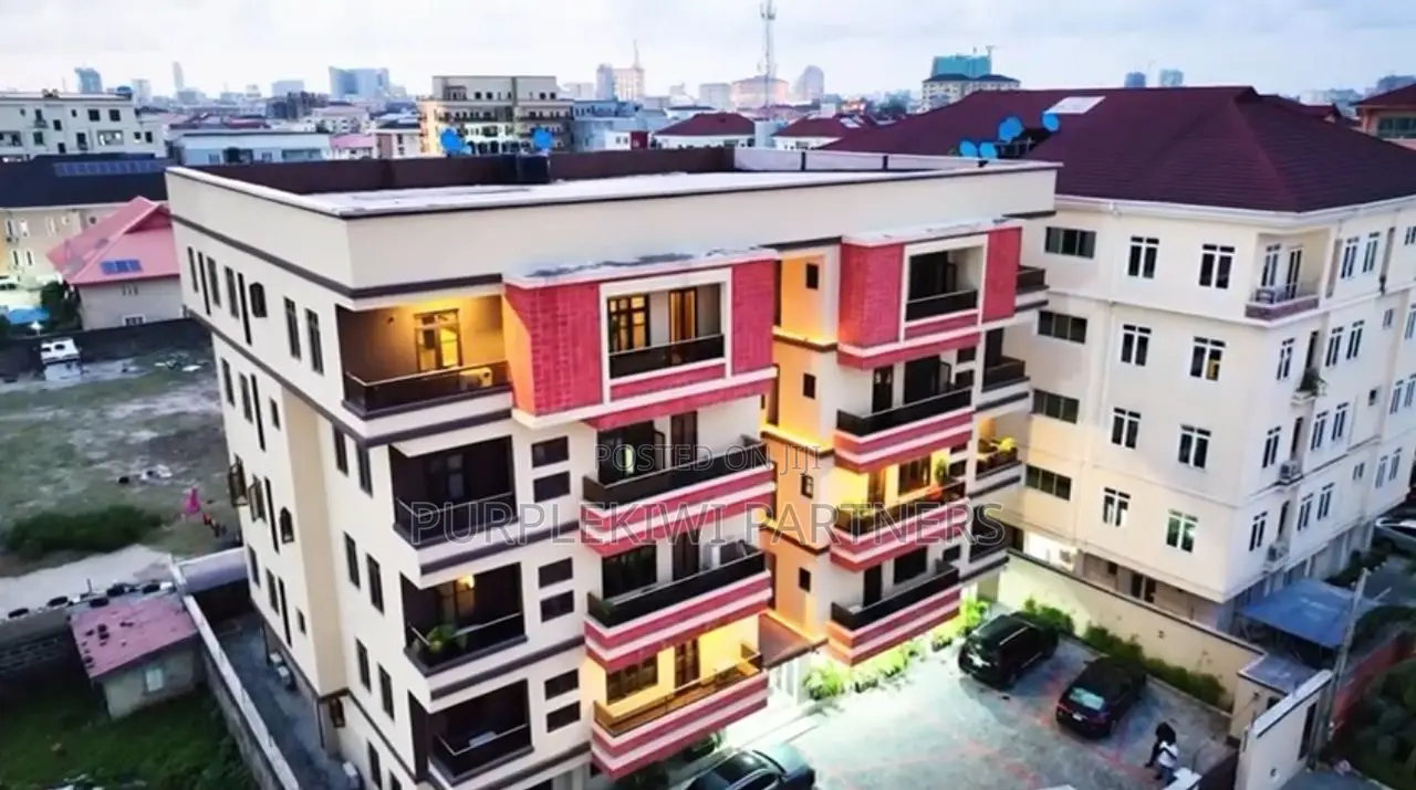 3bdrm Apartment in Oniru Estate, Victoria Island Extension for rent in Victoria Island Extension