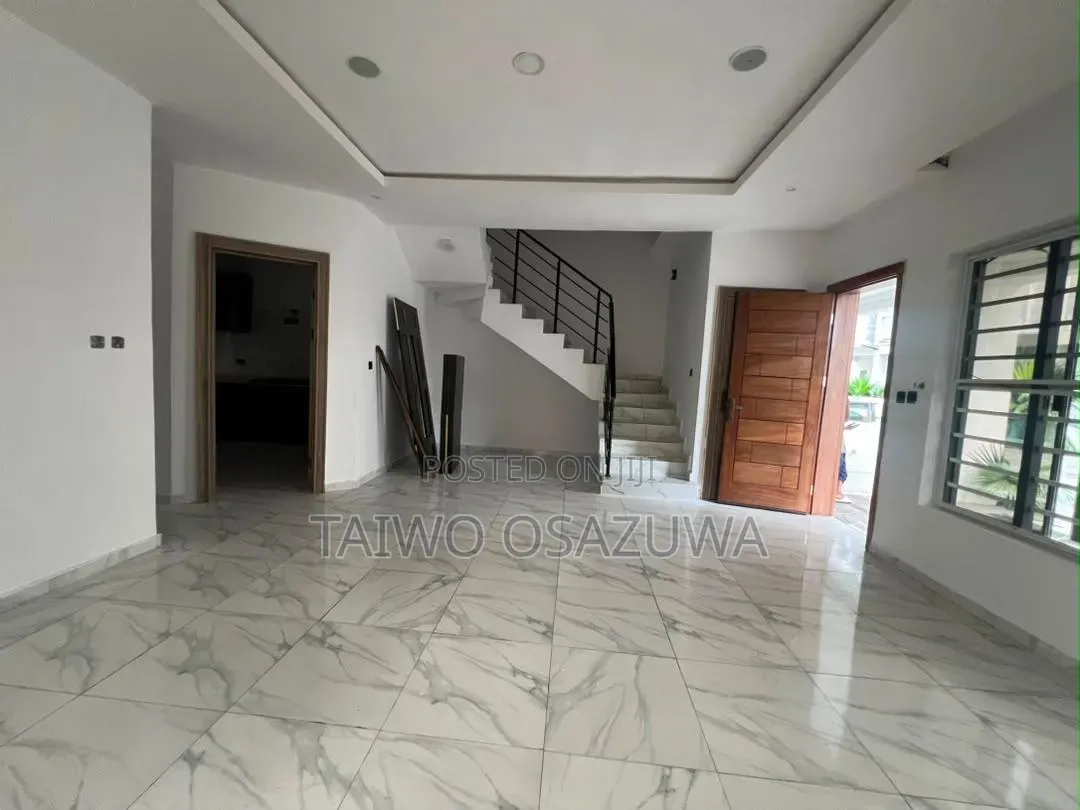 4bdrm Duplex in Orchid Road, Lekki Expressway for rent in Lekki Expressway