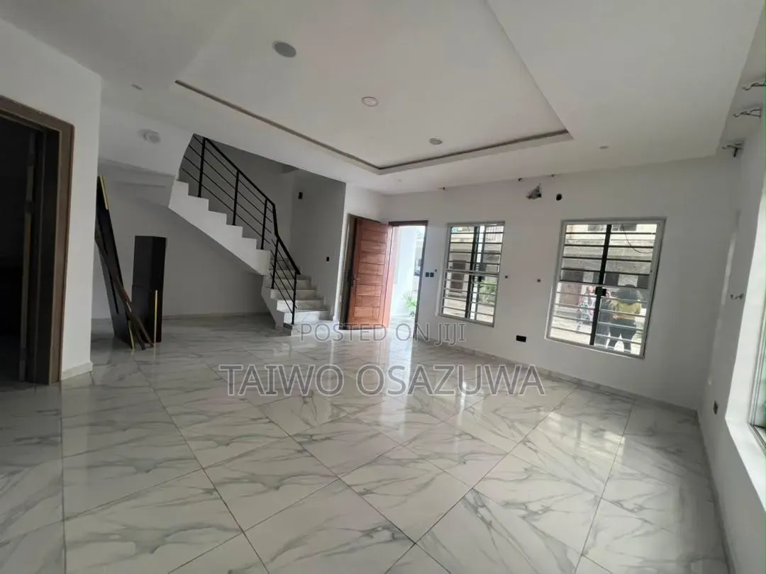 4bdrm Duplex in Orchid Road, Lekki Expressway for rent in Lekki Expressway