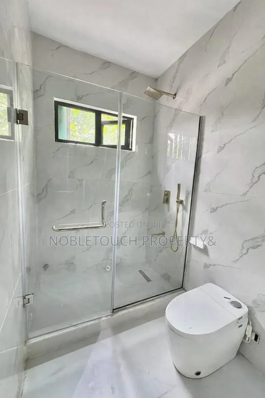 Smart Estate/Apartments for Sale in Dolphin Estate