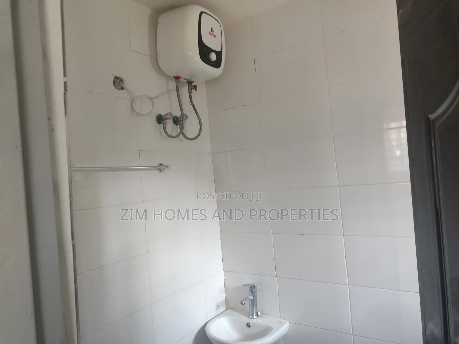 3bdrm Bungalow in Zim Homes And, Lokogoma for rent in Lokogoma