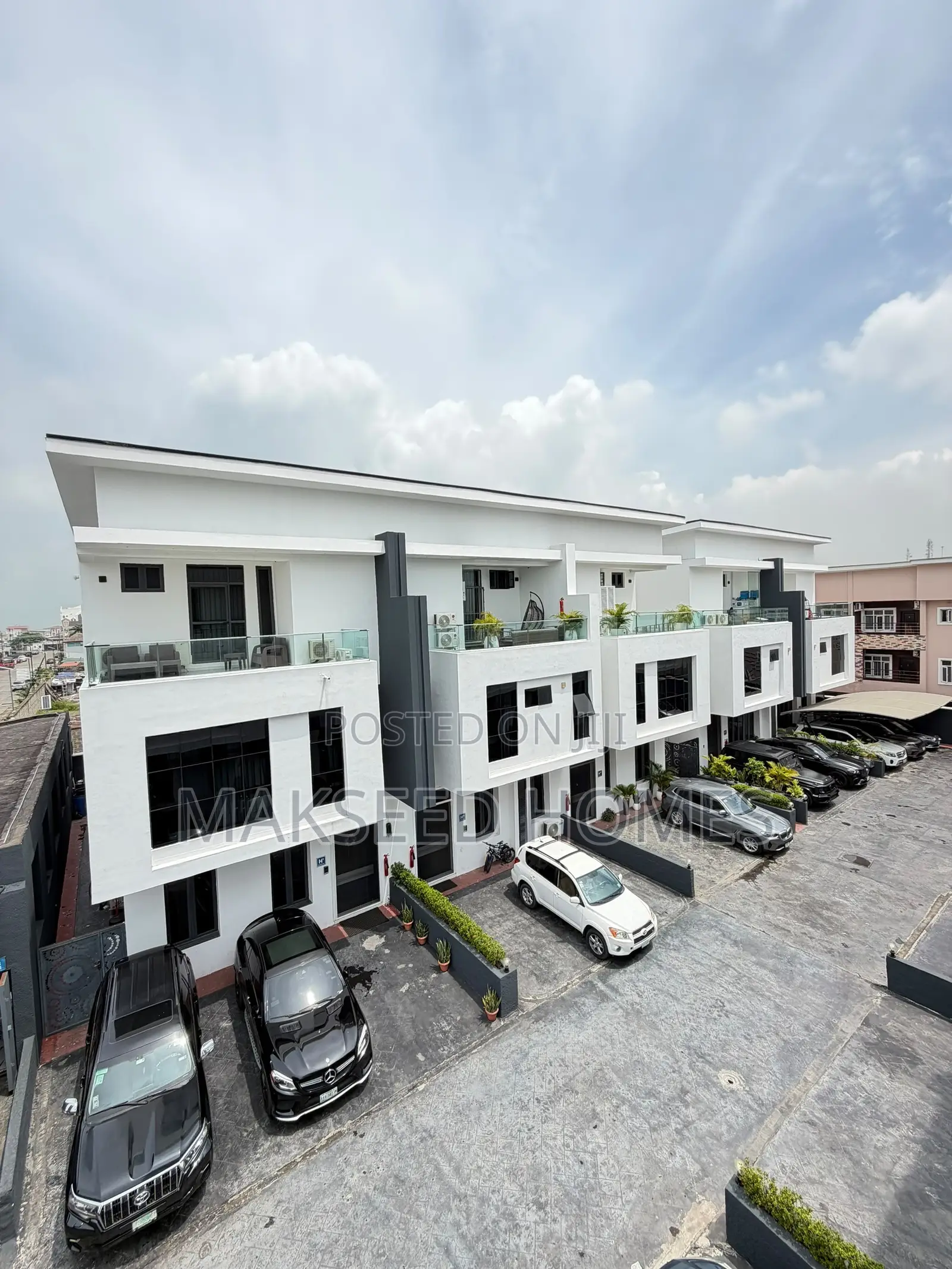 5bdrm Townhouse/Terrace in Victoria Island for sale in Victoria Island