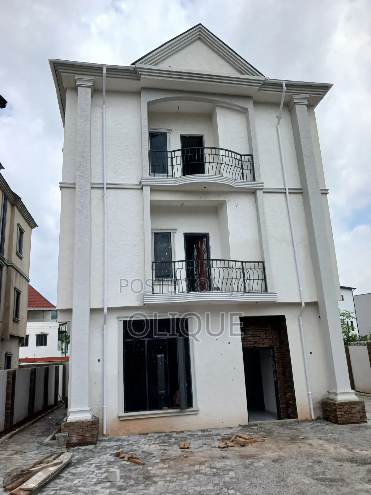6bdrm Duplex in Katampe Extension for sale in Katampe Extension