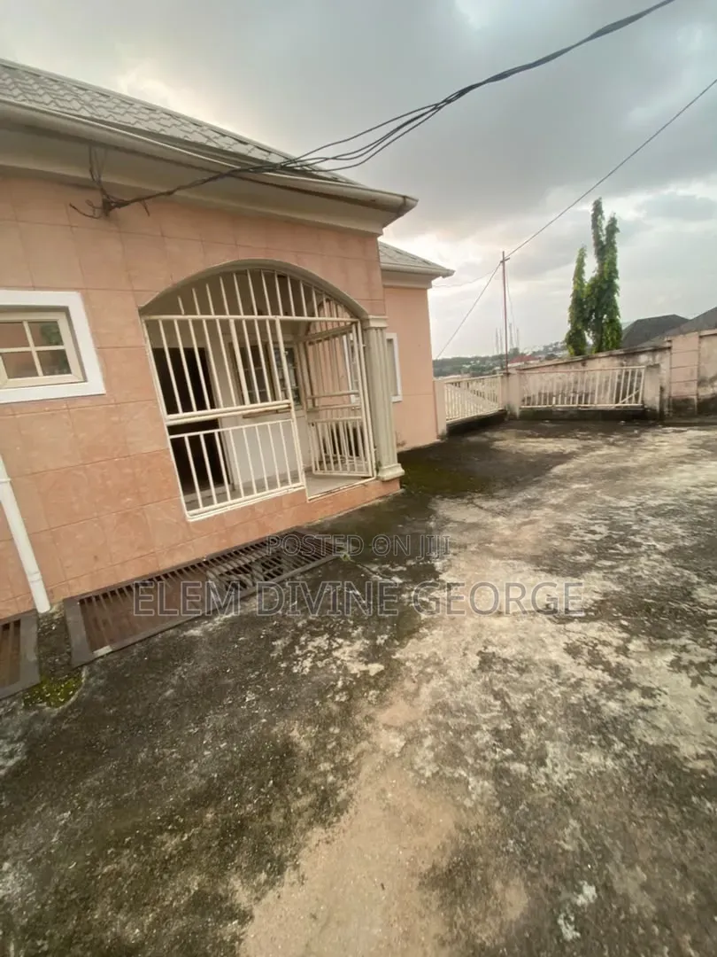 2bdrm Duplex in Work And Housing, Gwarinpa for sale in Gwarinpa