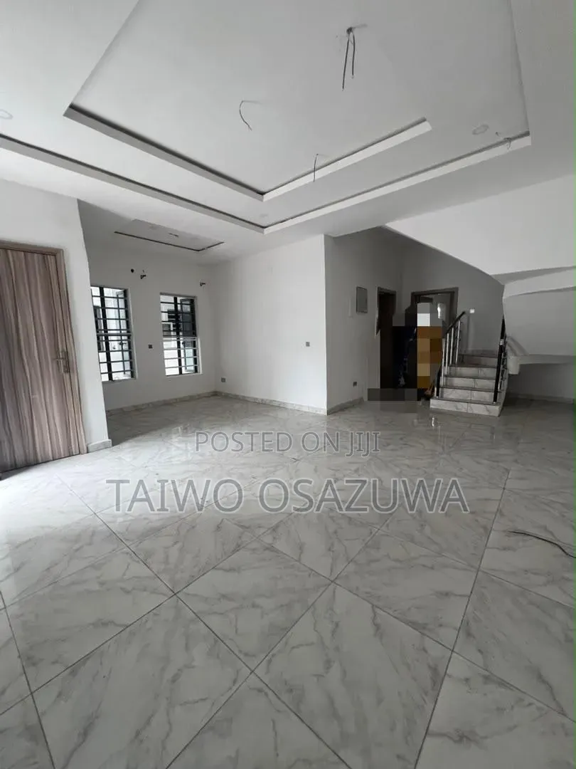 4bdrm Duplex in Orchid Road, Lekki Expressway for rent in Lekki Expressway