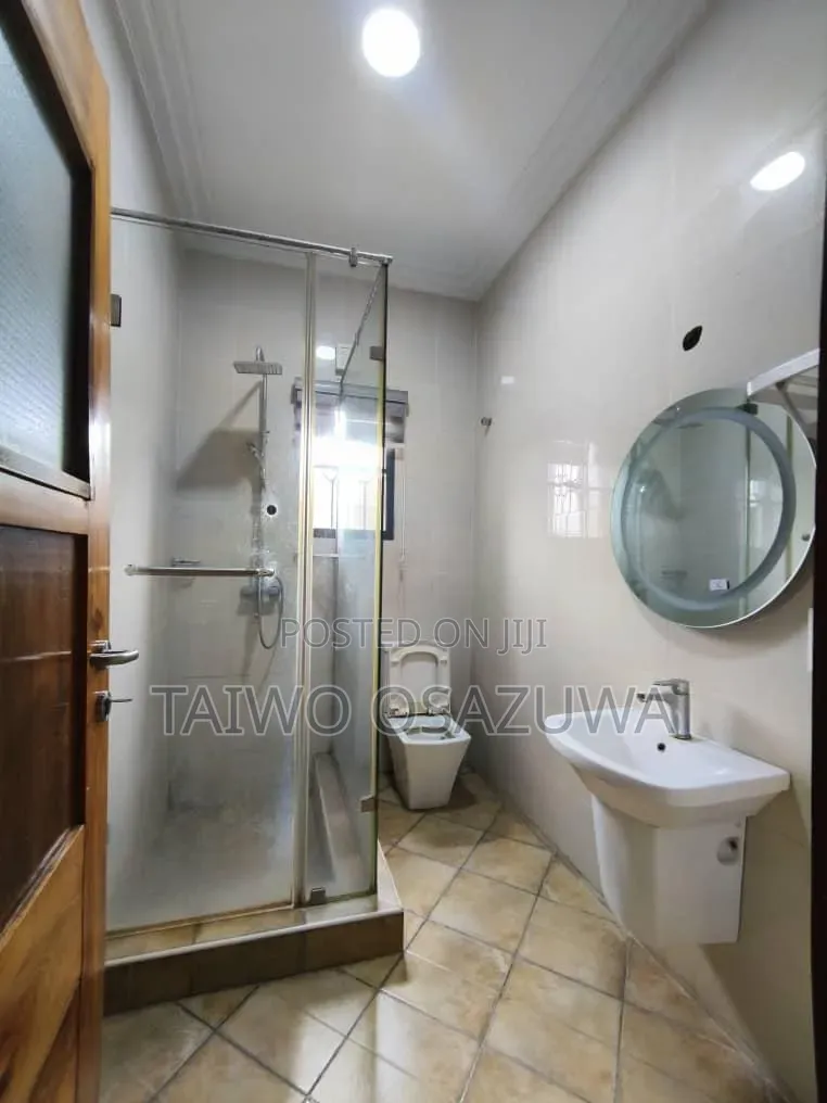 3bdrm Duplex in Lekki Phase 1 for rent in Lekki Phase 1