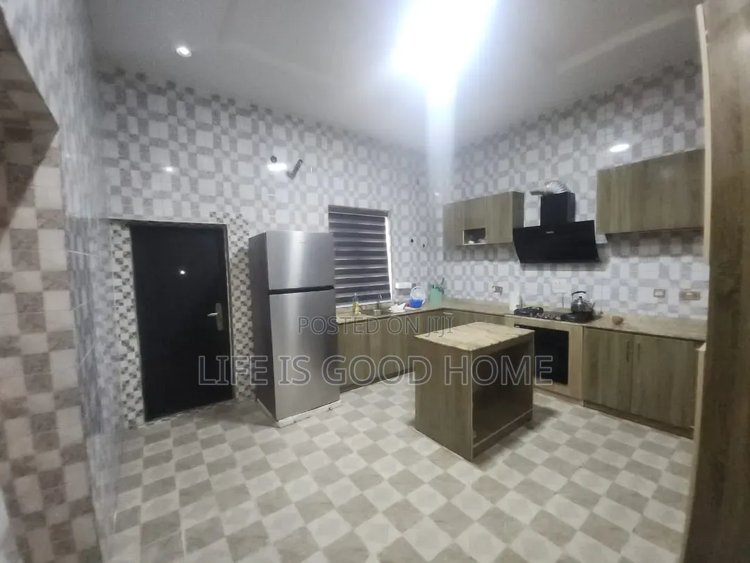 3bdrm Bungalow in Thomas Estate for sale in Thomas Estate