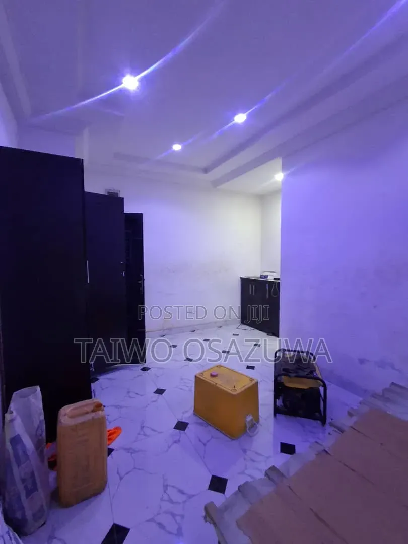 Studio Apartment in Badore Road for rent in Ado / Ajah