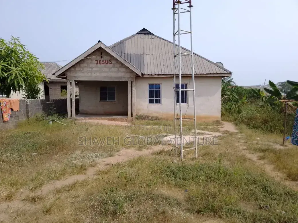 3bdrm Bungalow in Agbara Road, Ado-Odo/Ota for sale in Ado-Odo/Ota