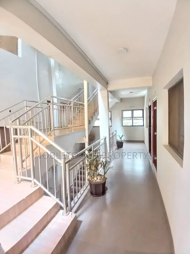 Standard 86rooms 5-Star Hotel at Wuse Abuja in Zone 1 / Wuse