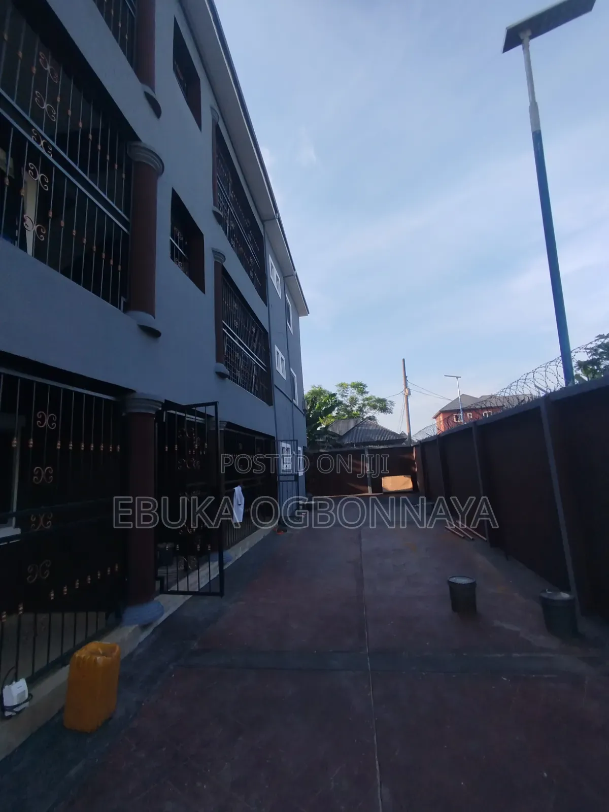 2bdrm Block of Flats in County Garden, Port-Harcourt for rent in Port-Harcourt