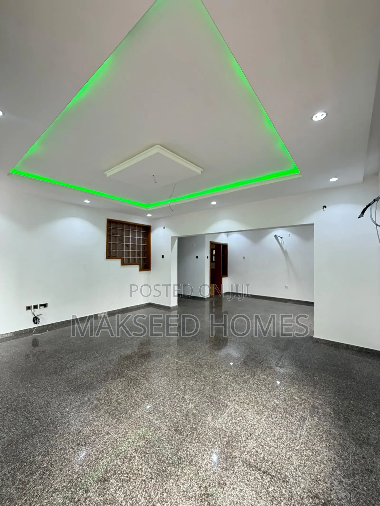 4bdrm Duplex in Victoria Island for sale in Victoria Island