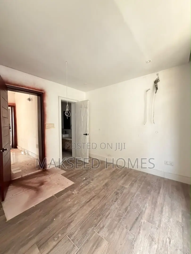 4bdrm Townhouse/Terrace in Lekki Phase 1 for sale in Lekki Phase 1