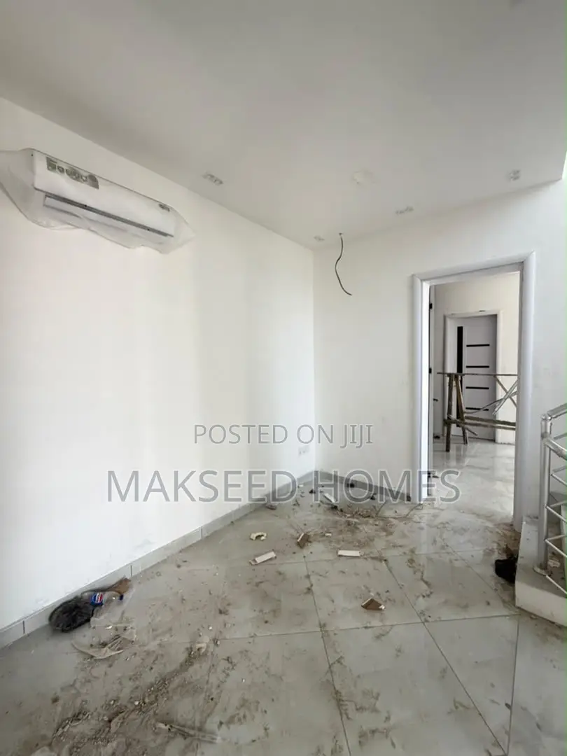 4bdrm Townhouse/Terrace in Oniru, Victoria Island for sale in Victoria Island