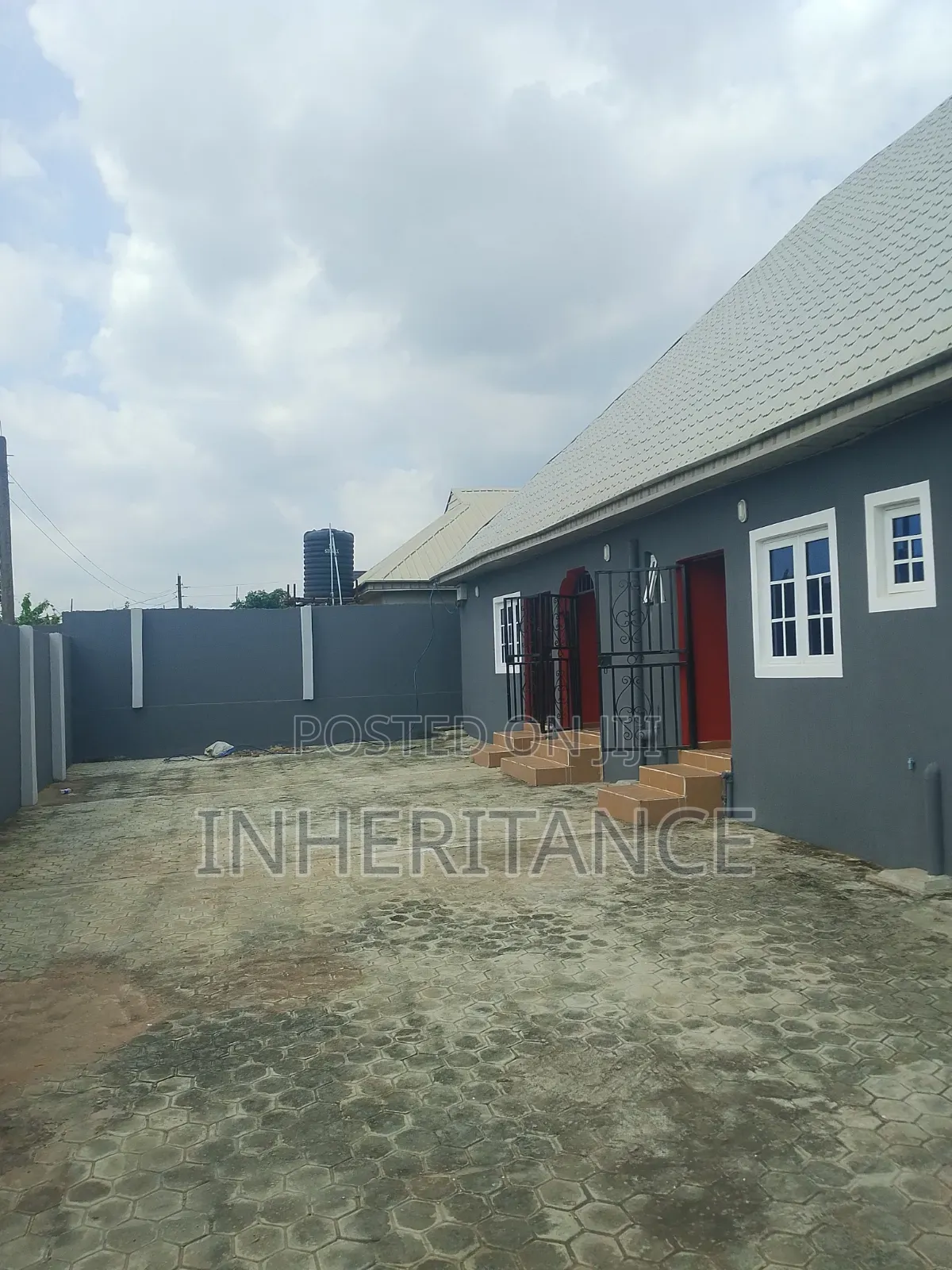 1bdrm Bungalow in Oluwatosin, Agric for rent in Agric