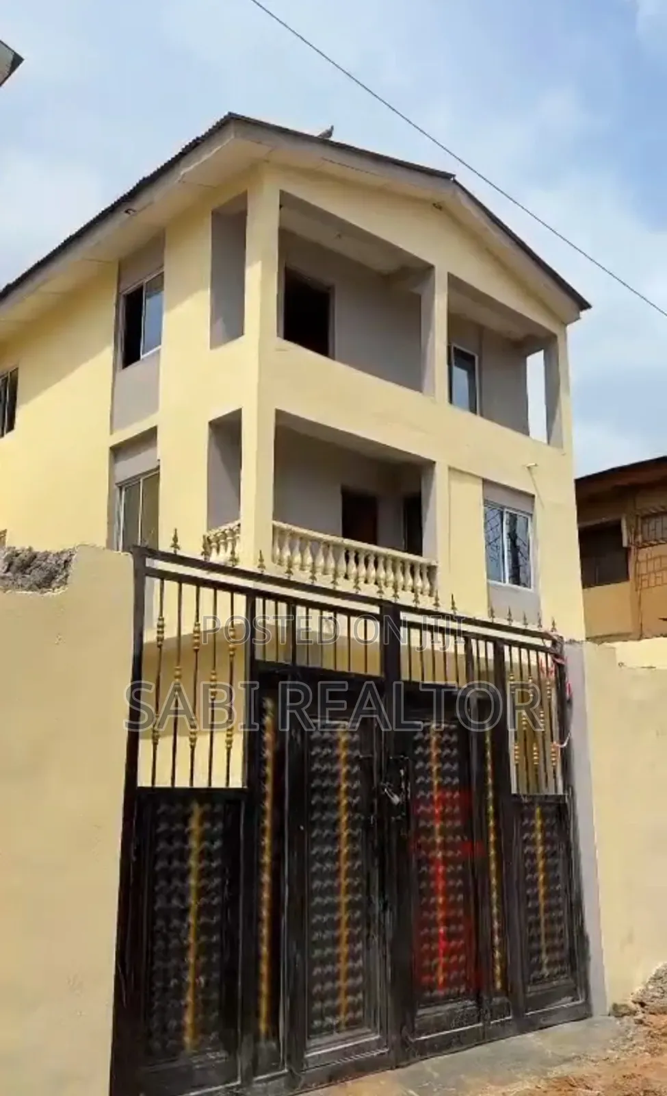 3bdrm Block of Flats in Egbeda for sale in Egbeda