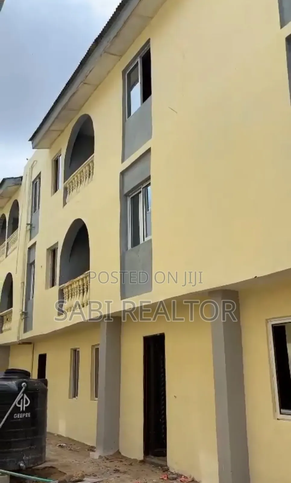 3bdrm Block of Flats in Egbeda for sale in Egbeda