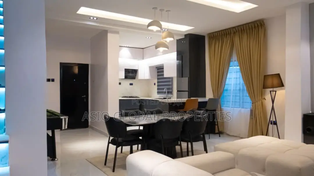 Luxury 3-Bedroom With Pool in Abule Egba in Abule Egba