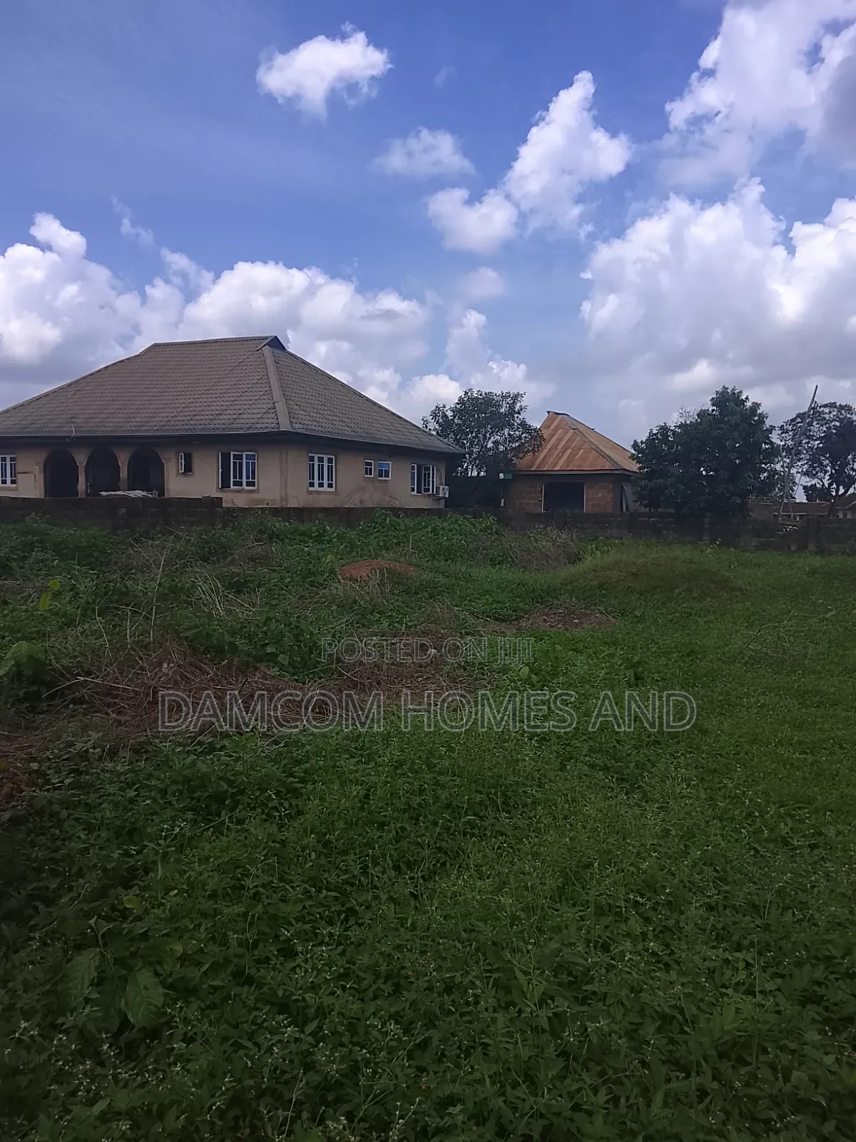 For Sale: Strategic Property in Apata Ibadan in Apata