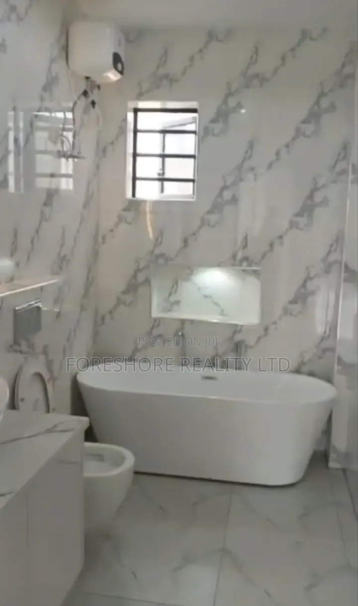 4bdrm Duplex in Allen Avenue for rent in Allen Avenue
