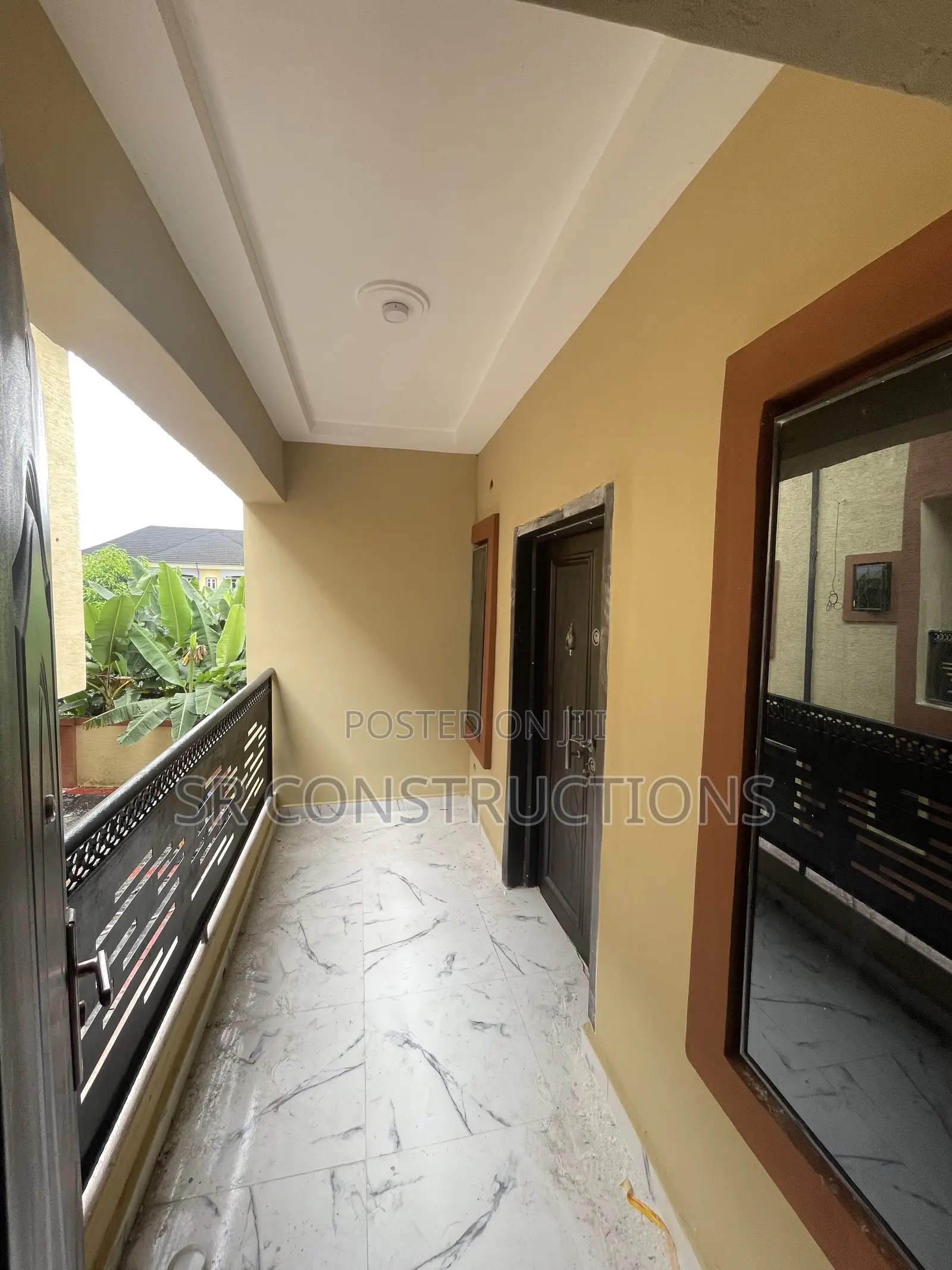 2bdrm Block of Flats in County Garden Estate, Port-Harcourt for rent in Port-Harcourt