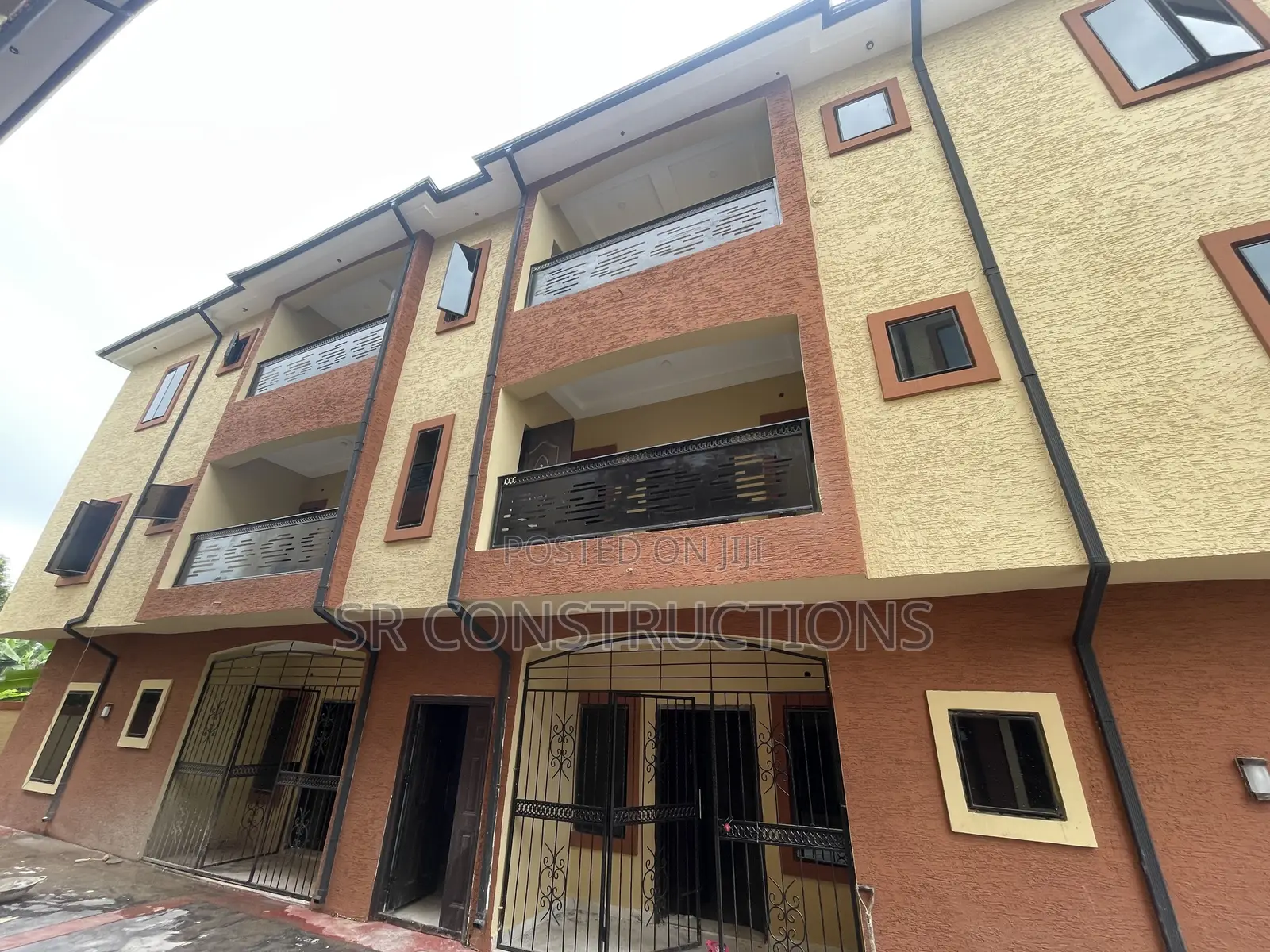2bdrm Block of Flats in County Garden Estate, Port-Harcourt for rent in Port-Harcourt