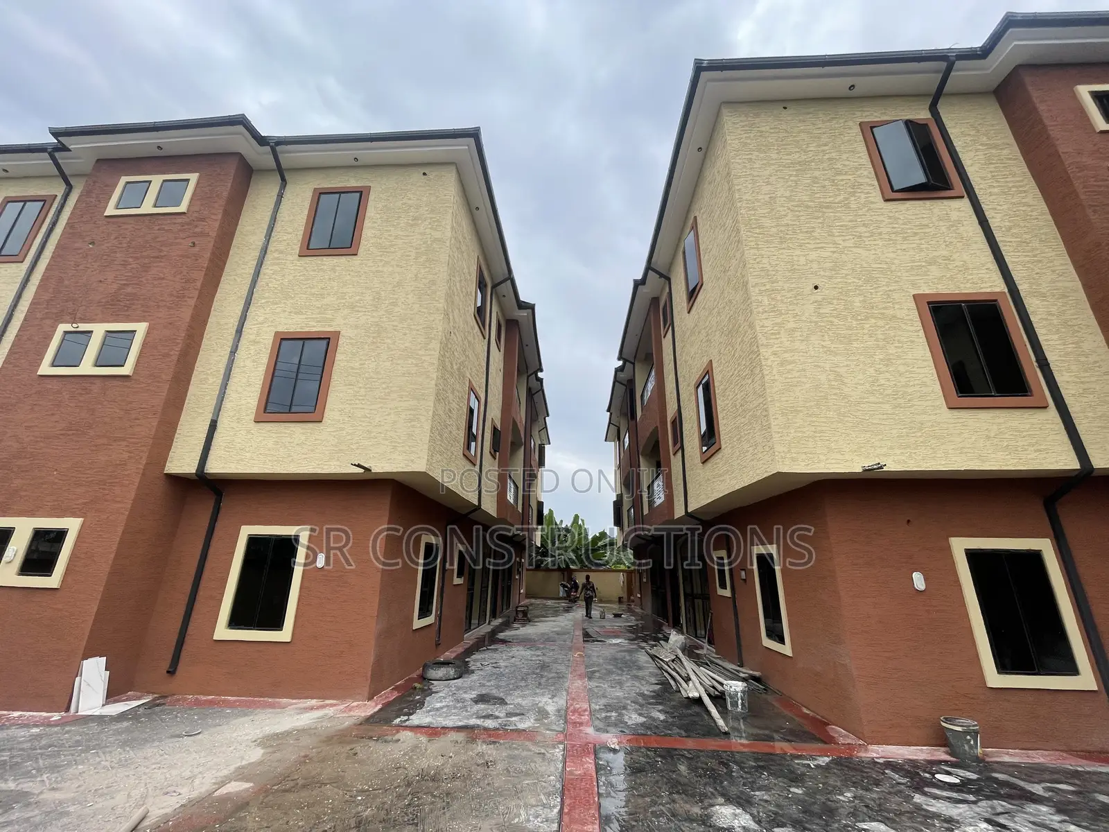 2bdrm Block of Flats in County Garden Estate, Port-Harcourt for rent in Port-Harcourt
