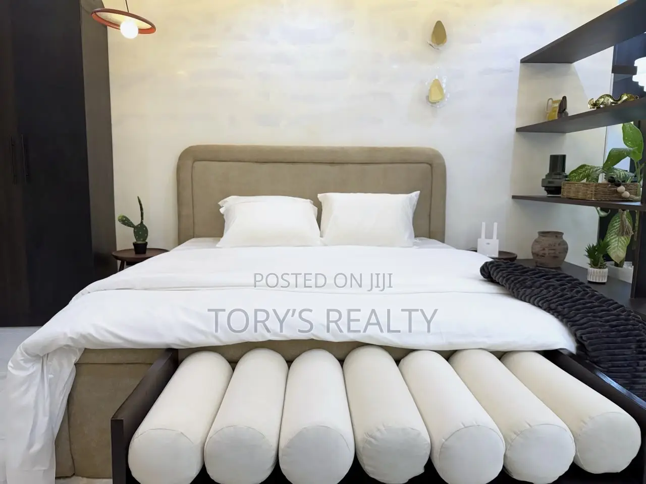 Luxuriously Furnished Studio Apartment in Lekki Phase 1