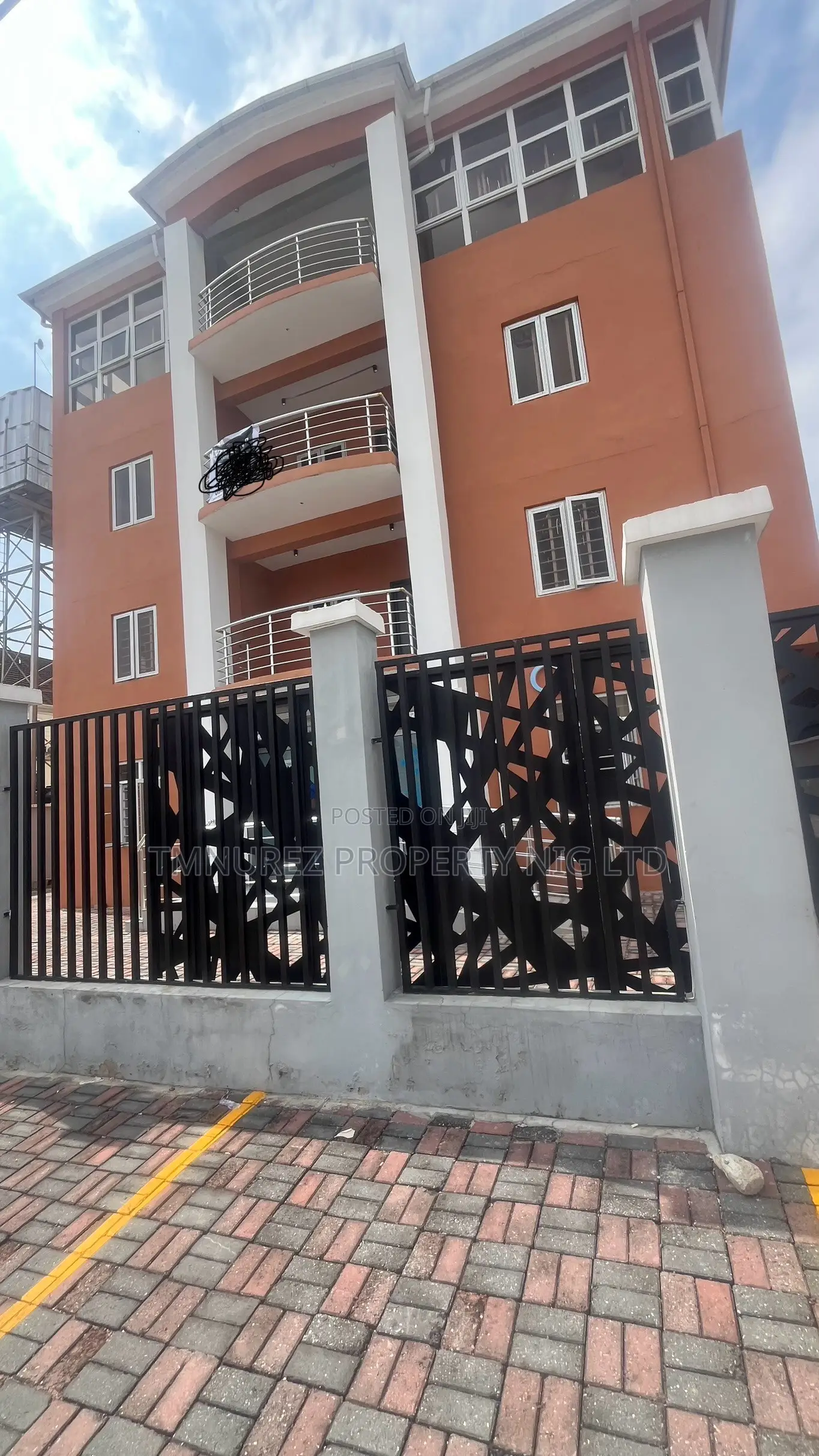 Office Space in Chevron