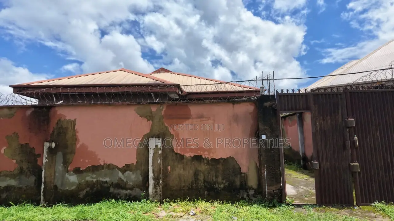5bdrm Bungalow in Umuahia for sale in Umuahia