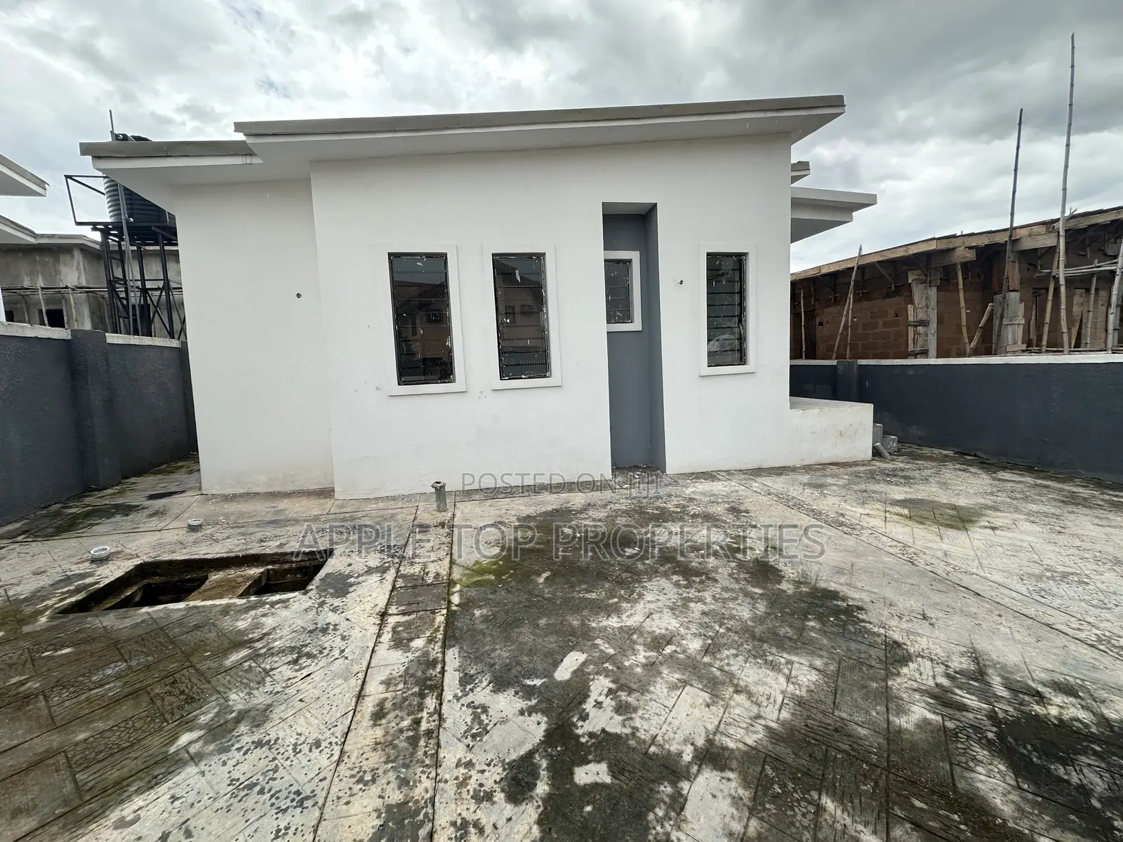 4bdrm Bungalow in Enugu for sale in Enugu