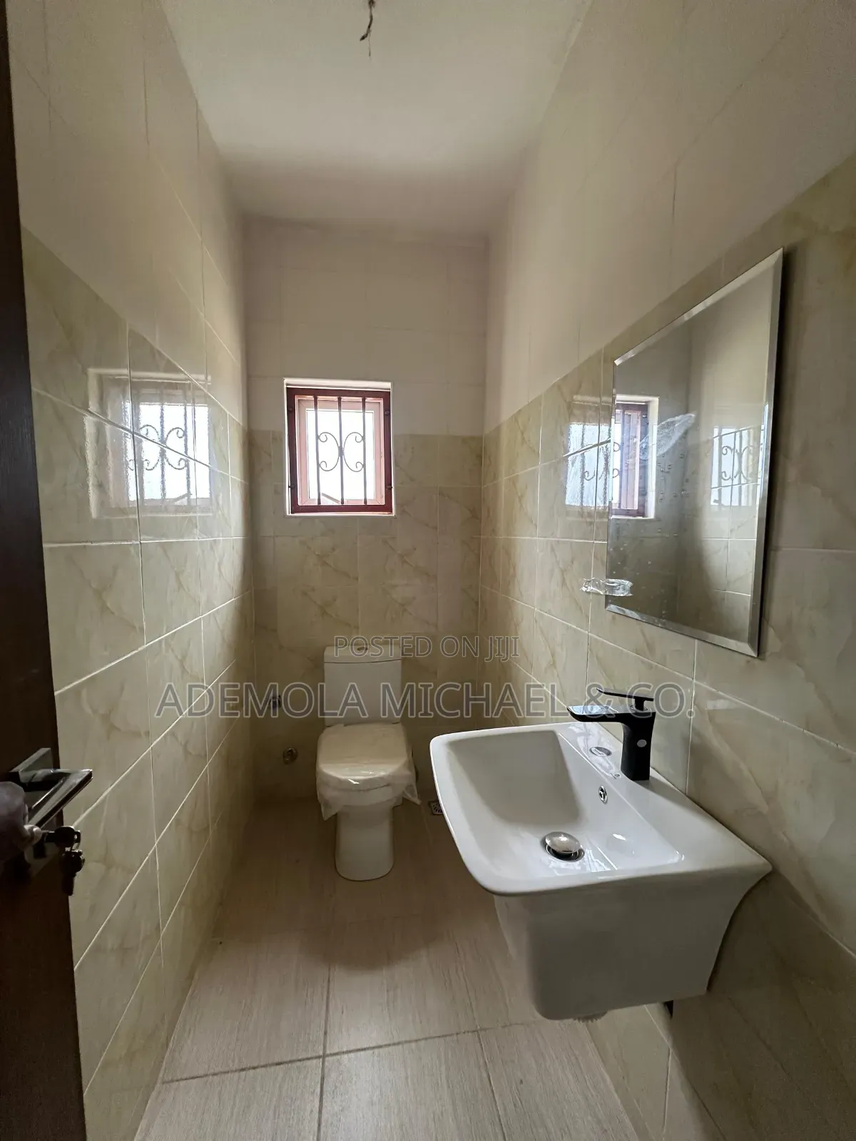 3bdrm Block of Flats in Admiralty Estate for rent in Asokoro