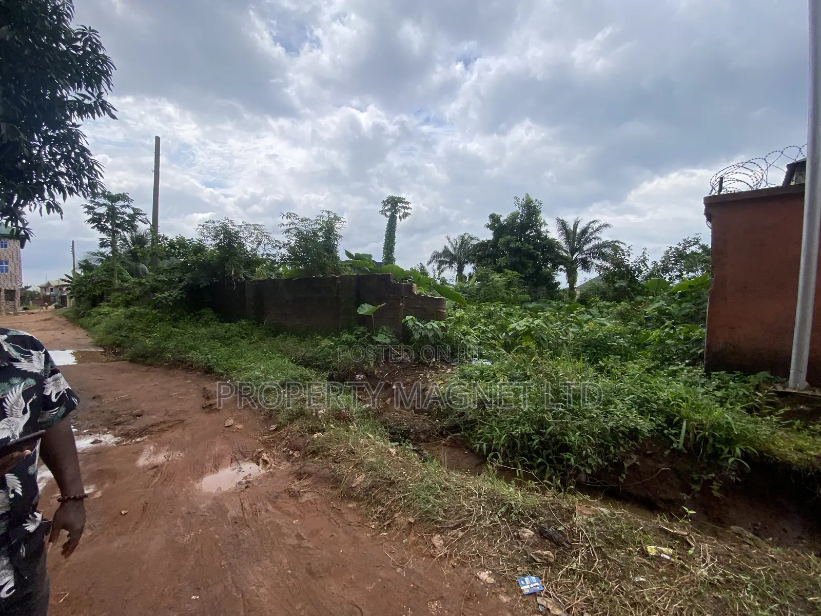 Distress 1 Plot of Land for Sale at Amuzukwu Umuahia in Umuahia