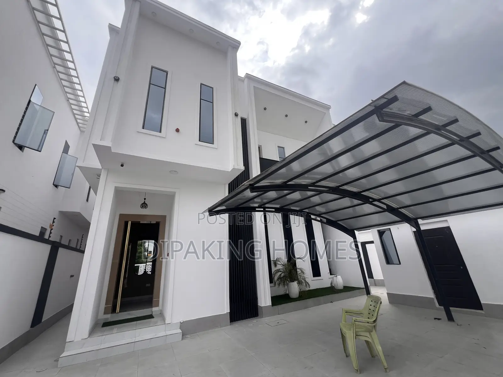 Furnished 5bdrm Duplex in Omole Phase 1 for sale in Omole Phase 1