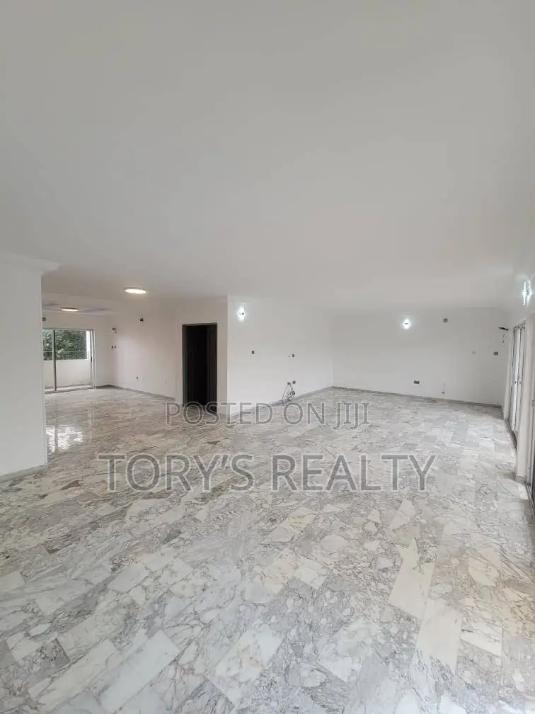 3bdrm Apartment in Old Ikoyi for rent in Old Ikoyi